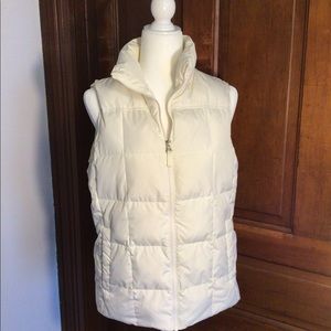 ***SOLD***Women’s Lands End down vest